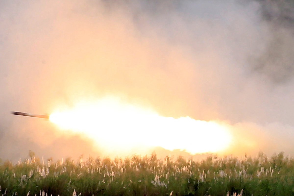 По военной базе США нанесли ракетный удар