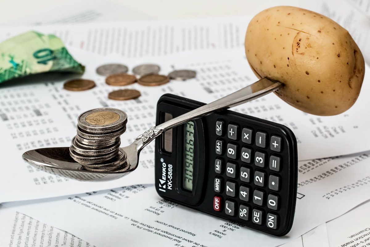 Инфляция в еврозоне упала до двухлетнего минимума: как это отразится на Казахстане