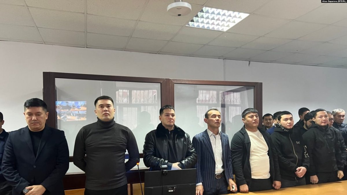 Надели пакет и душили: экс-полицейских осудили за пытки в Атырау