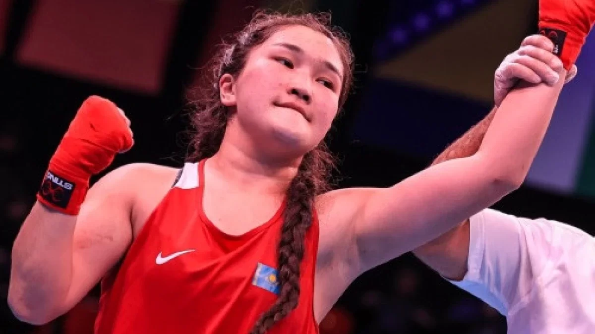 Казахстан добыл второе "золото" на чемпионате мира по боксу