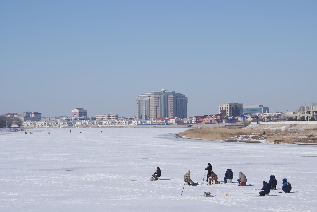 Атырау и пригородные поселки остались без воды