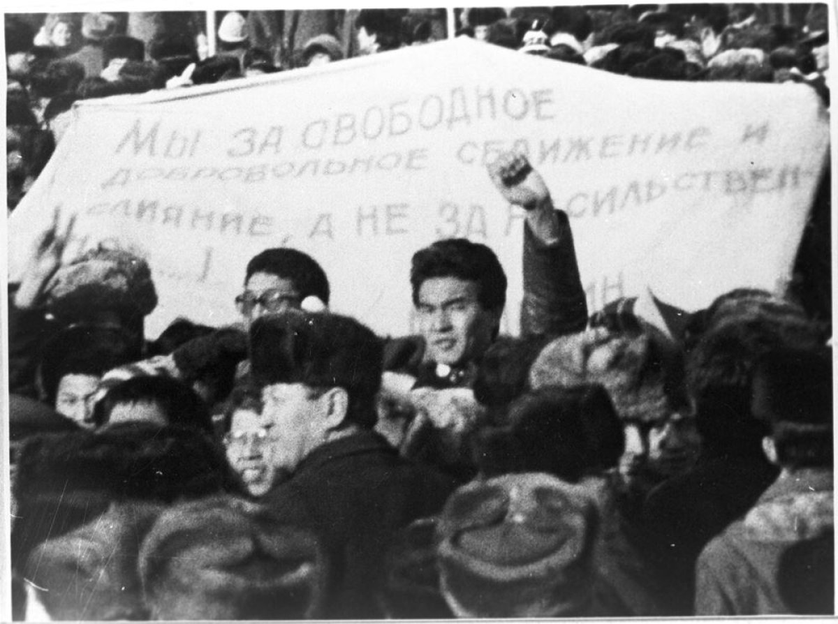 Токаев обратился к казахстанцам в День Независимости