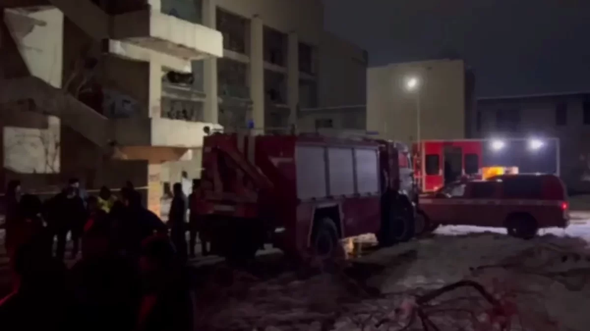 Обрушение здания в Шымкенте: погиб студент