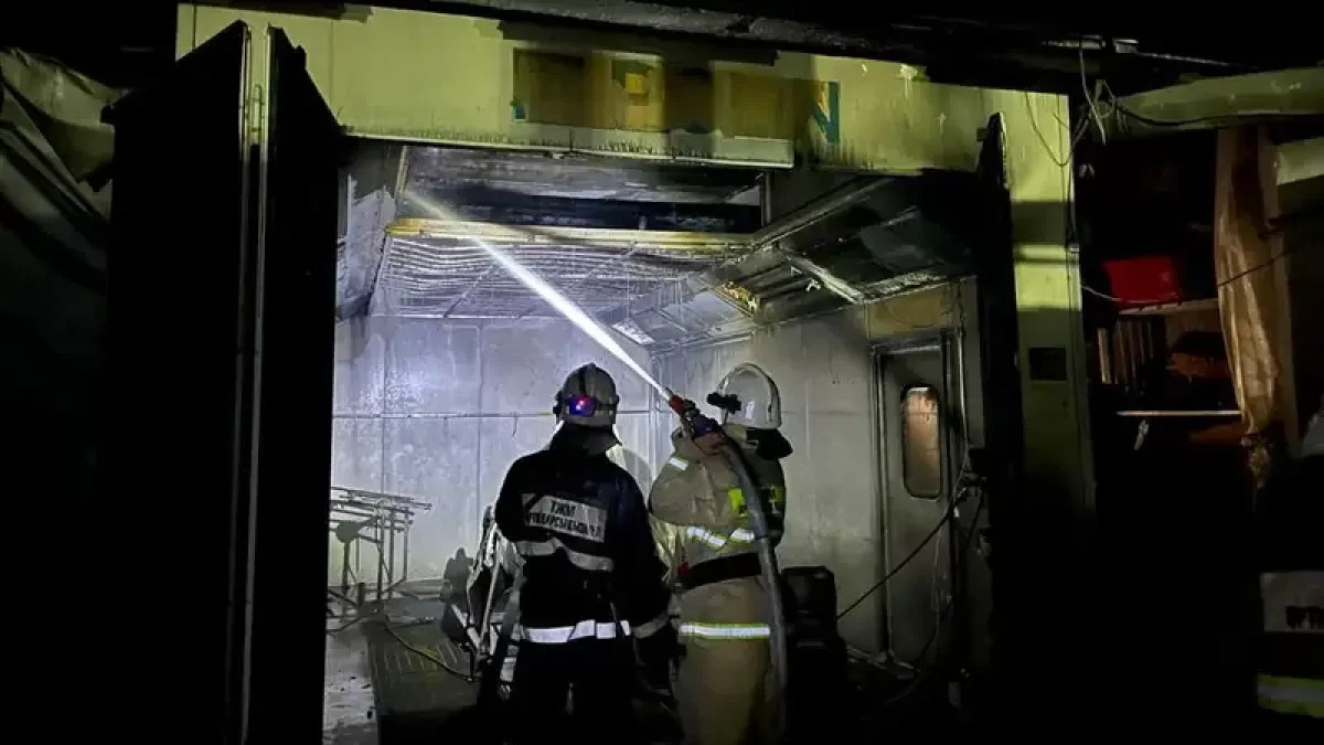 В Алматы разгорелся пожар