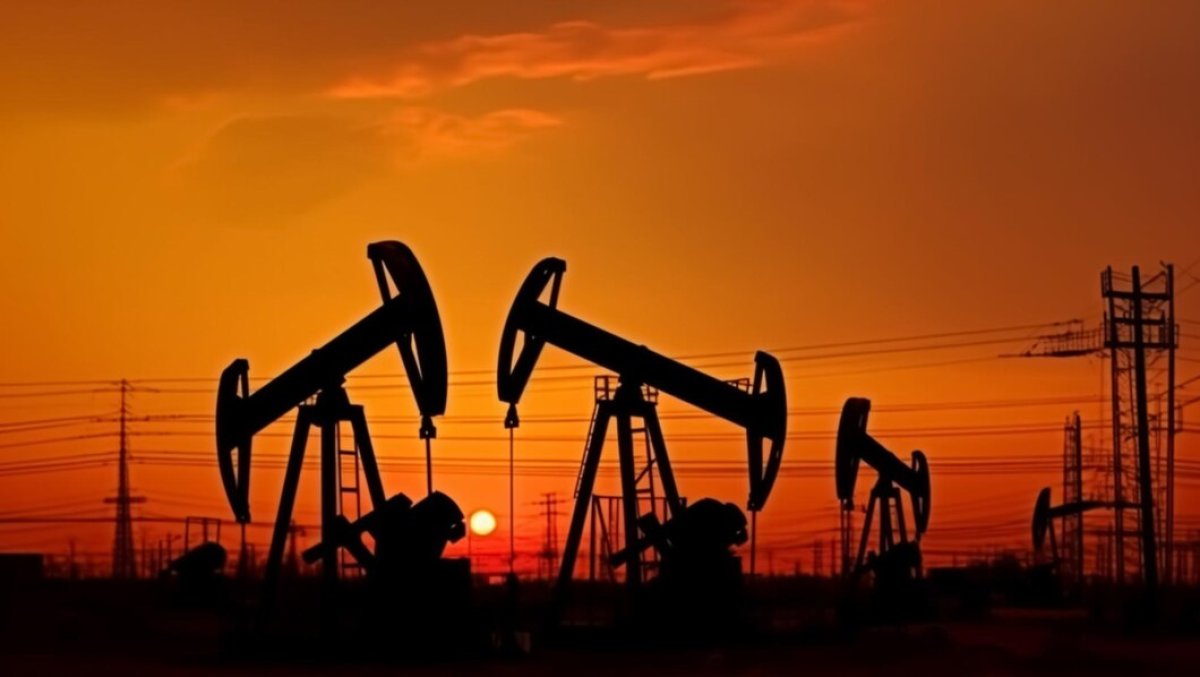 Нефть дешевеет на мировом рынке