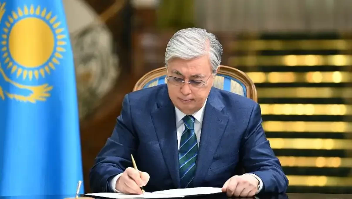 Токаев назначил новых заместителей глав МВД и министерства обороны