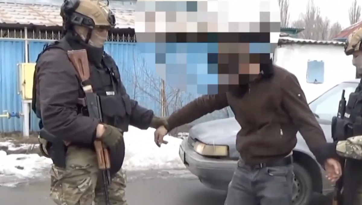 В Казахстане задержали вооруженного приверженца деструктивного религиозного течения
