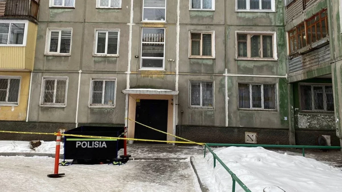 В Усть-Каменогорске мужчину застрелили возле подъезда