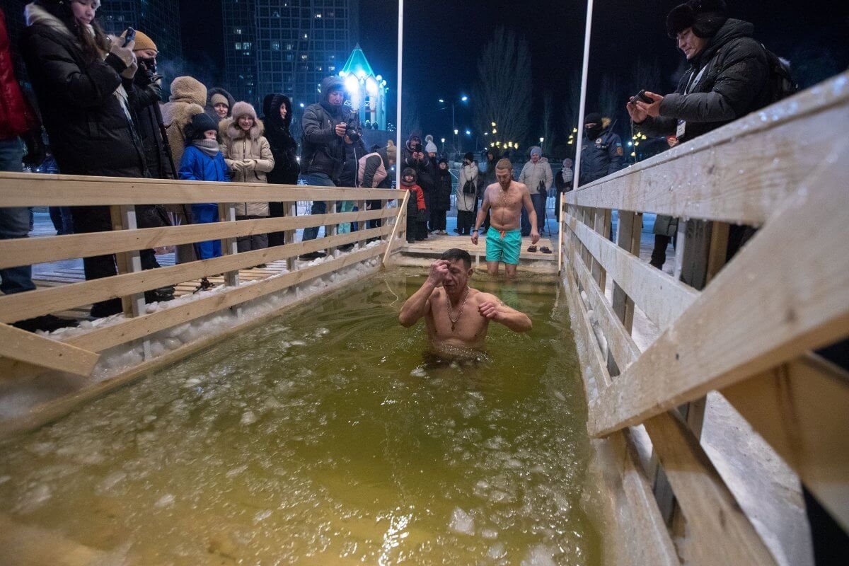 В Астане назвали места для крещенских купаний