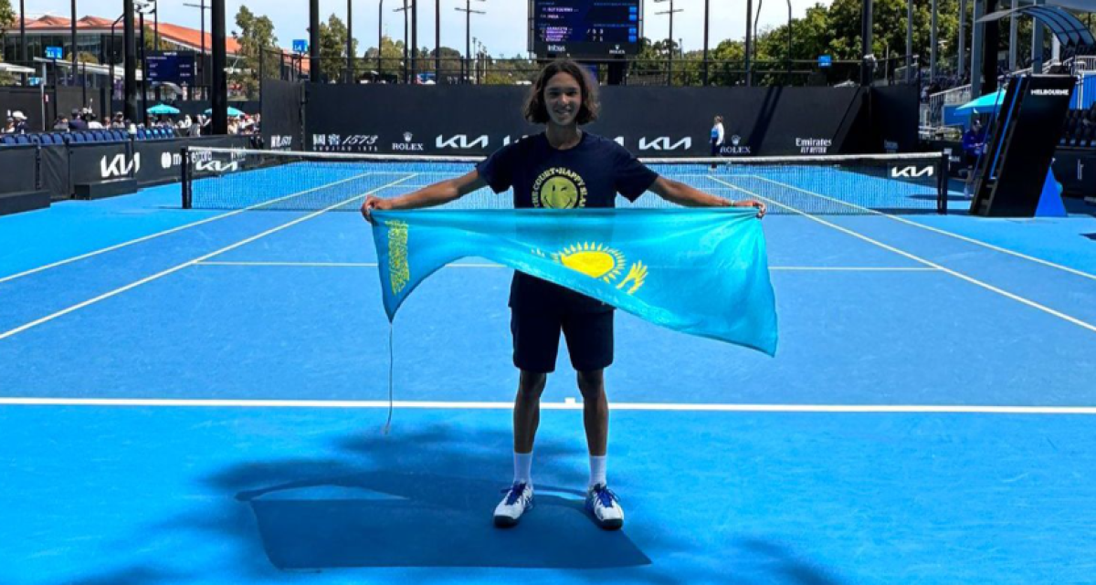 AO Juniors: казахстанский юниор Амир Омарханов вышел в третий раунд