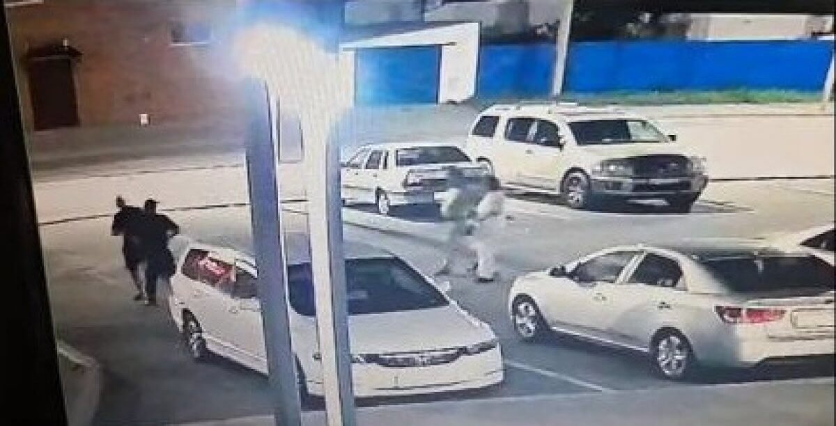 В Павлодаре мужчину задушили насмерть сразу после рождения сына