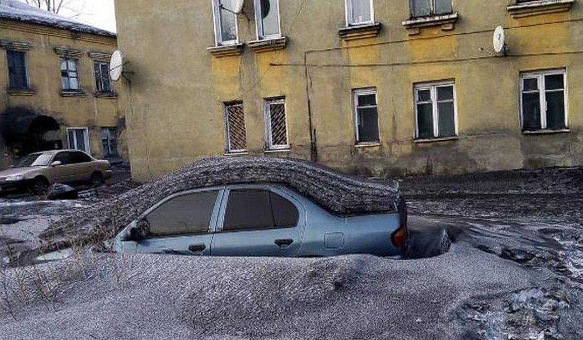 Черный снег в Сатпаеве удивил Казнет