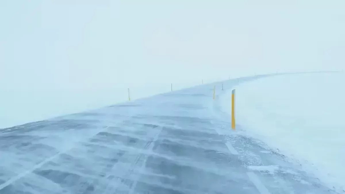 В 11 областях Казахстана закрыли дороги