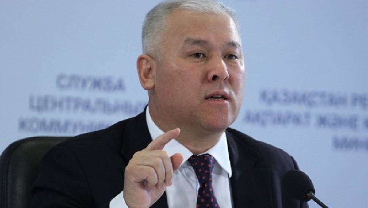 В карман Назарбаеву: депутат выступил против вложения пенсий казахстанцев в Air Astana