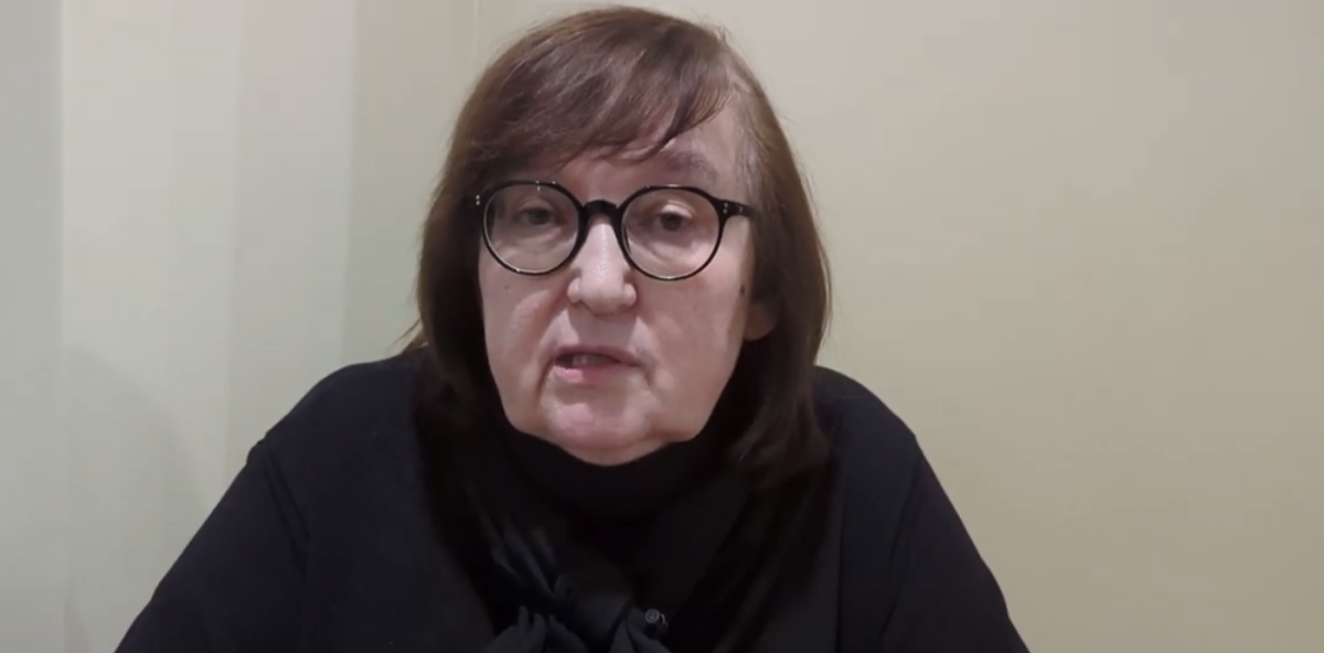 "Что-то сделают с телом Навального": матери оппозиционера начали угрожать