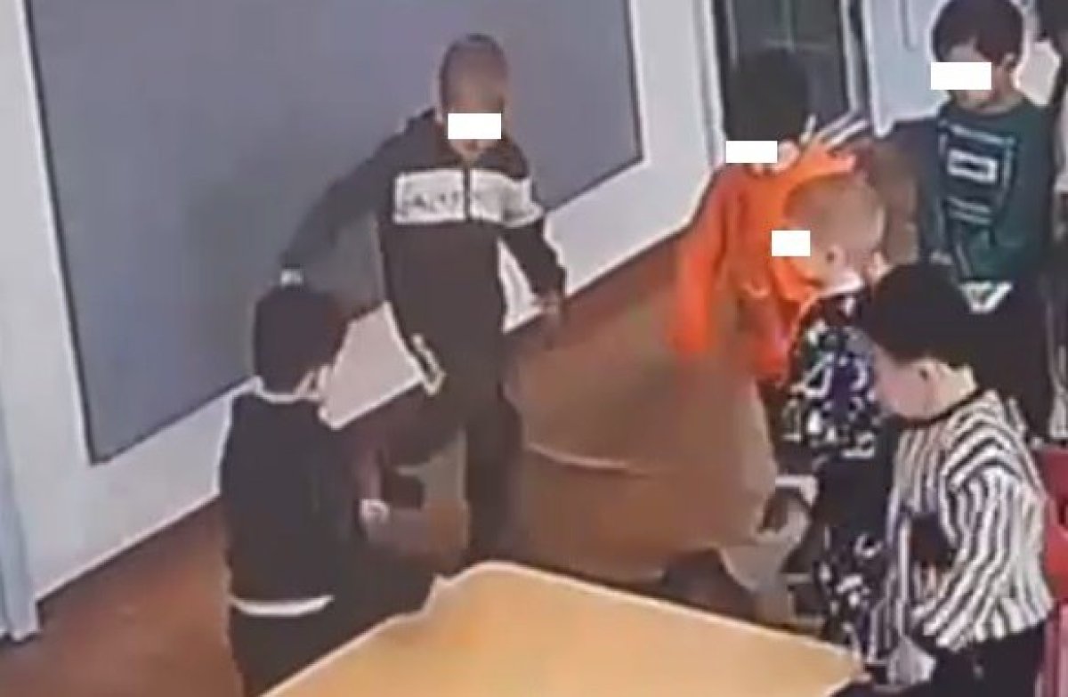 Малыша избили сверстники в детском садике Алматы: ведется расследование