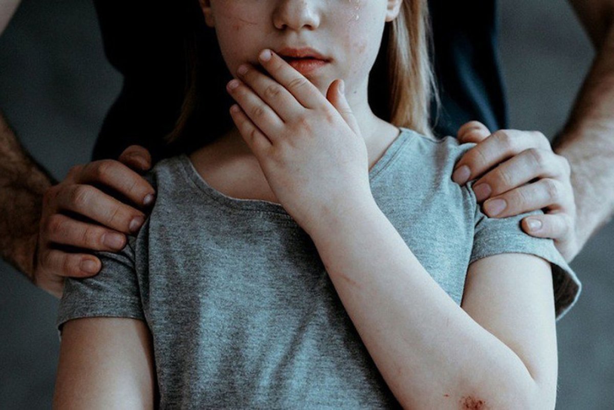 Мужчина с ножом преследовал 13-летнюю девочку в Семее