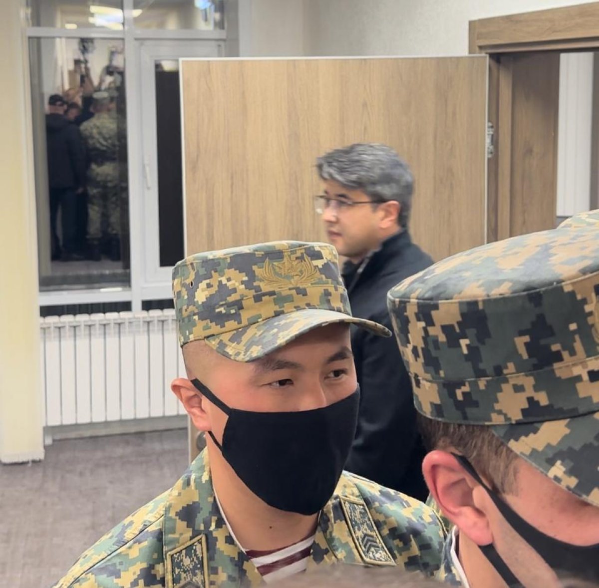 Легкий вред и смерть по неосторожности: на что делает ставку защита Бишимбаева