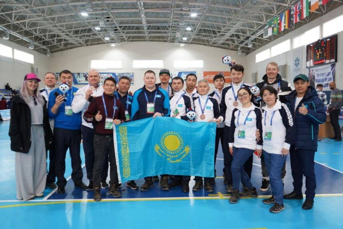 Казахстанские шахматисты завоевали медаль на Сурдлимпийских играх