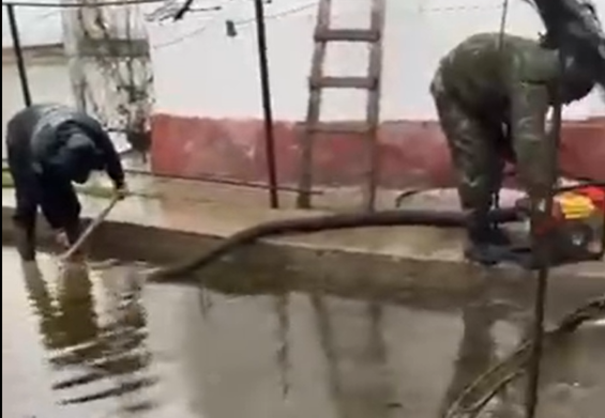 В Туркестанской области затопило дворы