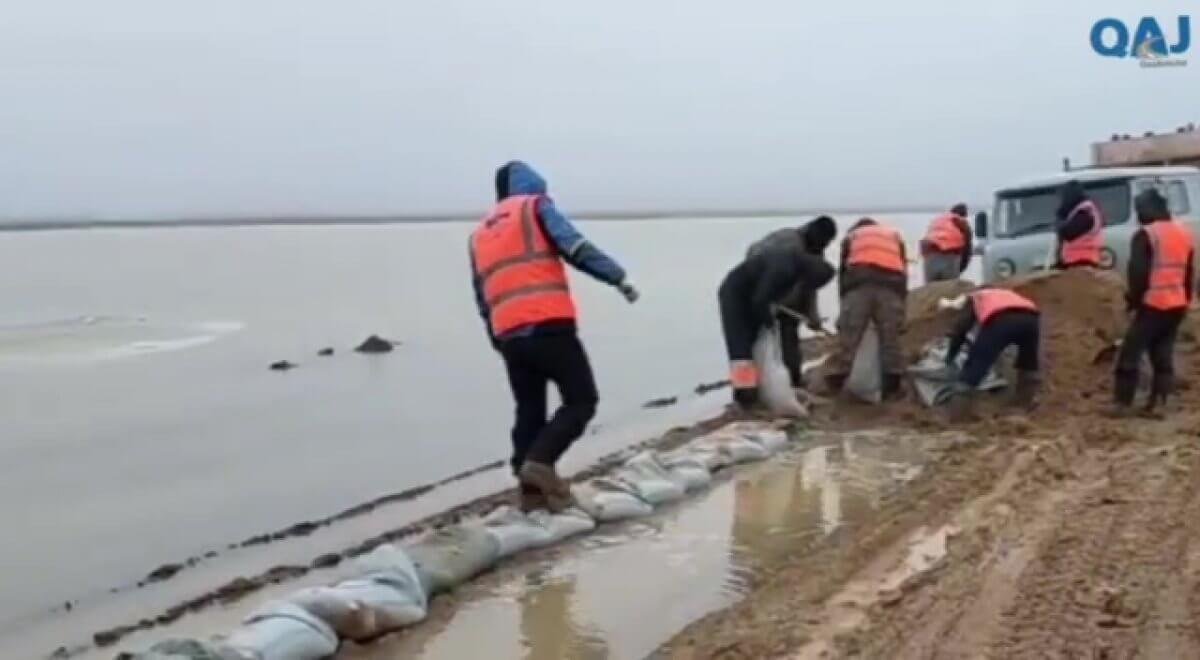 В Казахстане едва на затопило республиканскую трассу