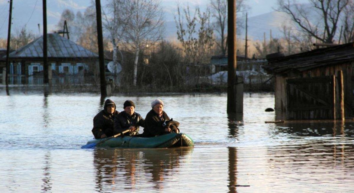Большая вода из России движется в сторону Уральска и Атырау