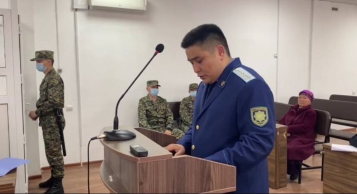 Трагический январь: для обвиняемых в штурме резиденции в Алматы запросили сроки