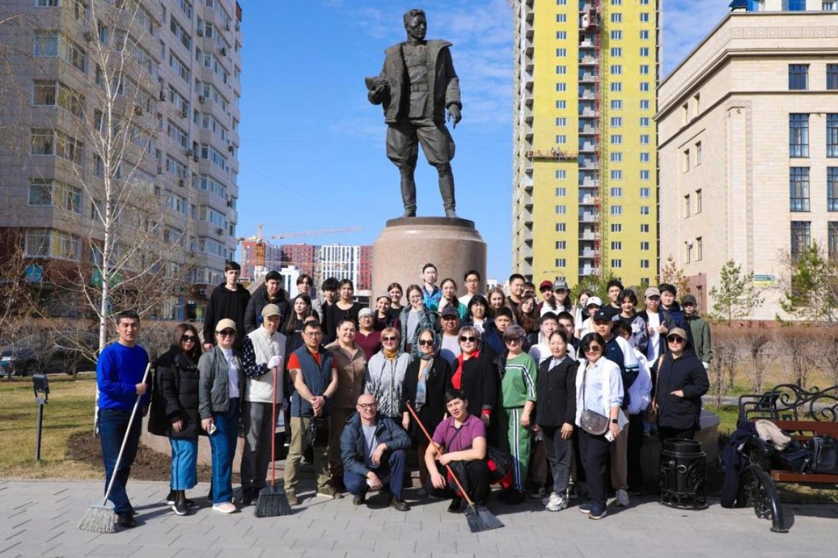 «Киелі мекен»: бойцы «Жас Сарбаз» поддержали массовую экоакцию в Астане