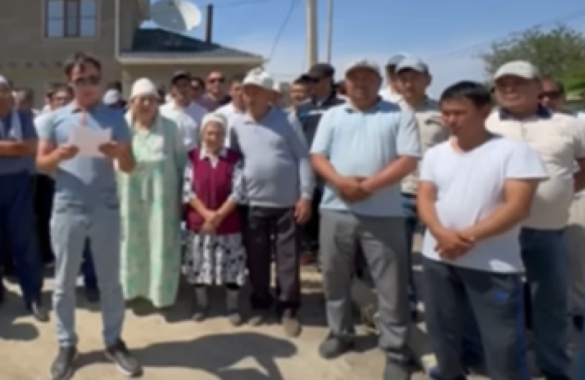 Казахстанцы просят привлечь предпринимательницу за призыв к родовой войне