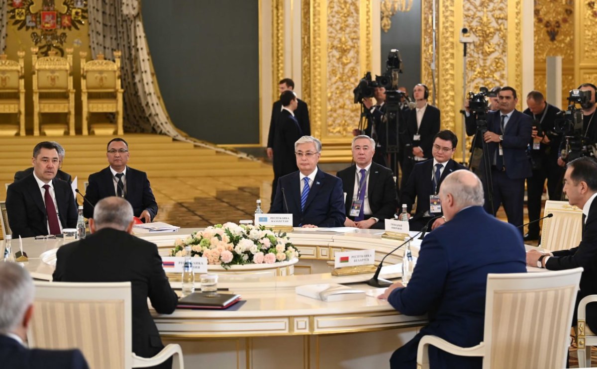 Токаев прибыл в Москву