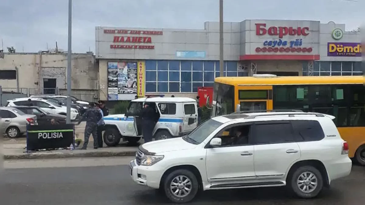 В Семее на улице нашли тело мужчины