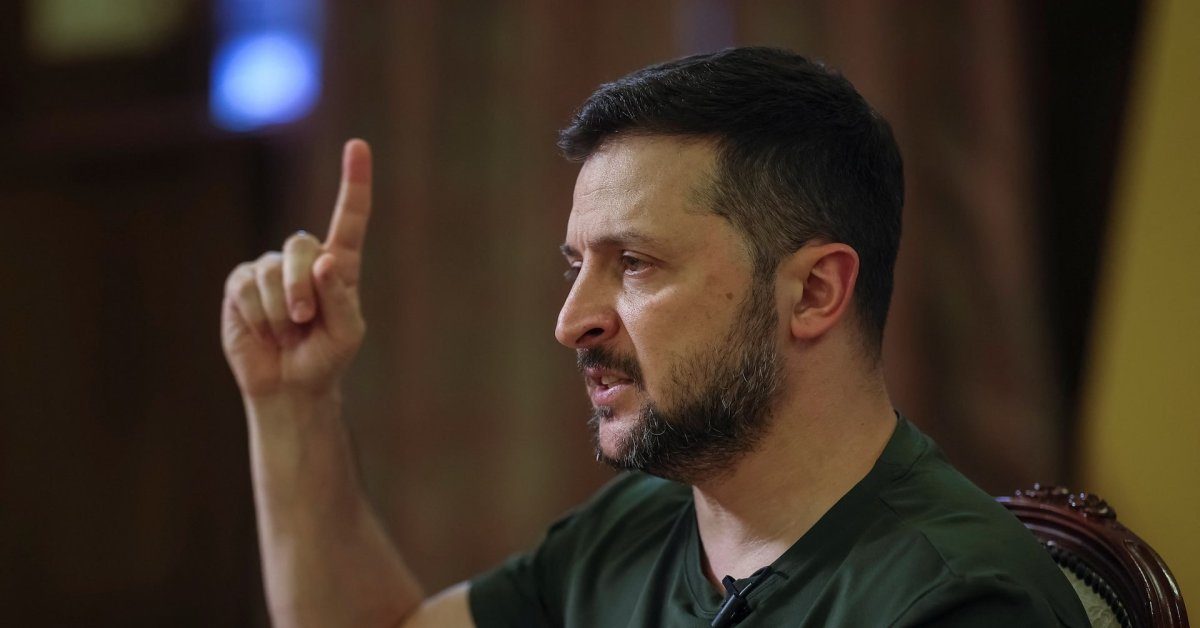 Все решения о западной помощи опаздывают примерно на год - Зеленский