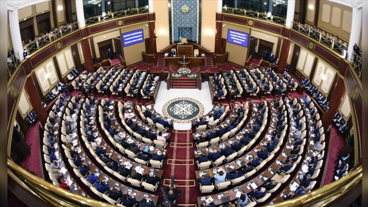 Анонсировано второе за неделю совместное заседание палат парламента Казахстана