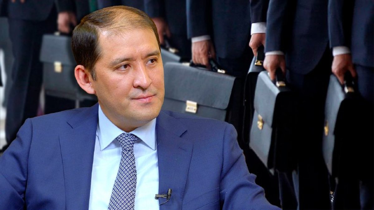 О проблемах с кадрами рассказал глава АО "Пассажирские перевозки" Тайжанов