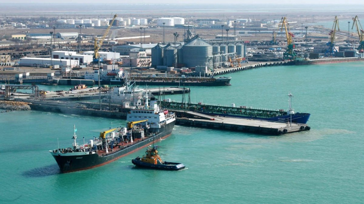 Статус международного получит Актауский морской порт