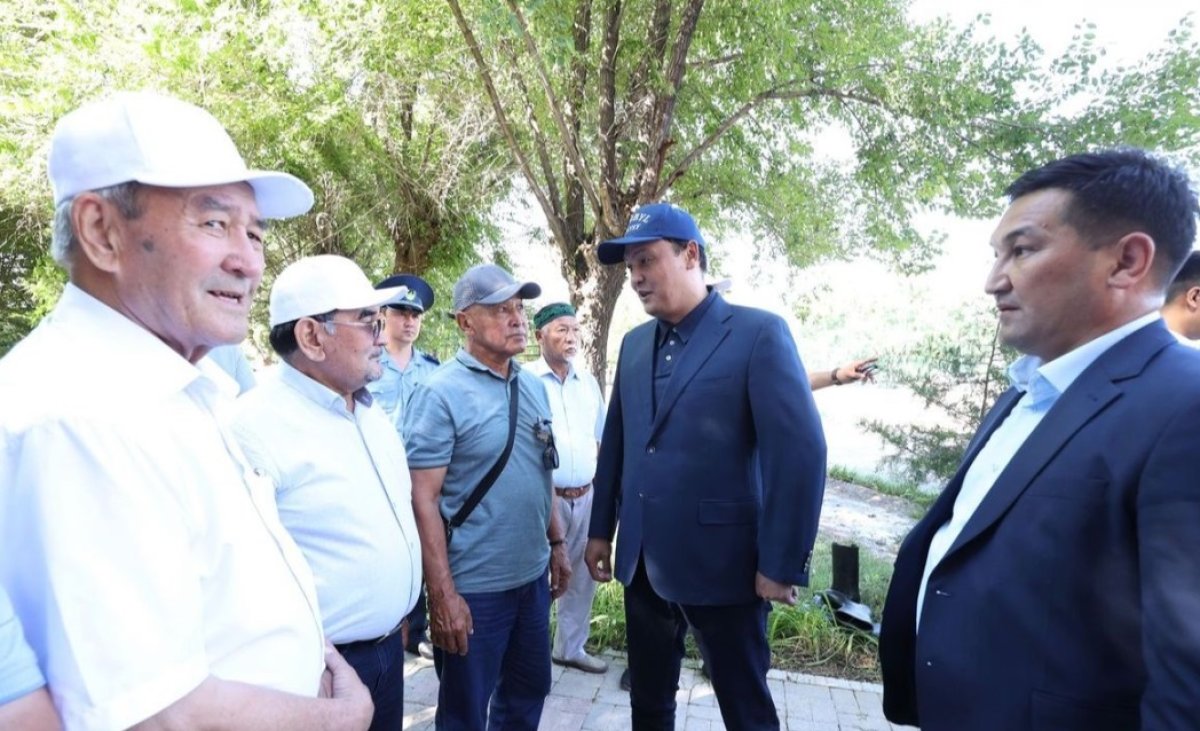 ЧП в Жанатасе: аким Ербол Карашукеев заявил, что никто не останется без помощи