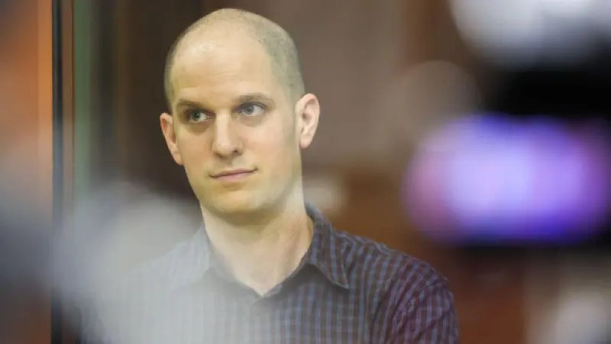 Суд в России назначил 16 лет колонии строгого режима журналисту The Wall Street Journal