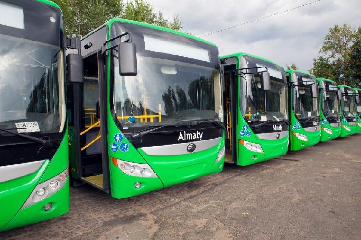 В Астане изменили схему движения более 20 автобусов