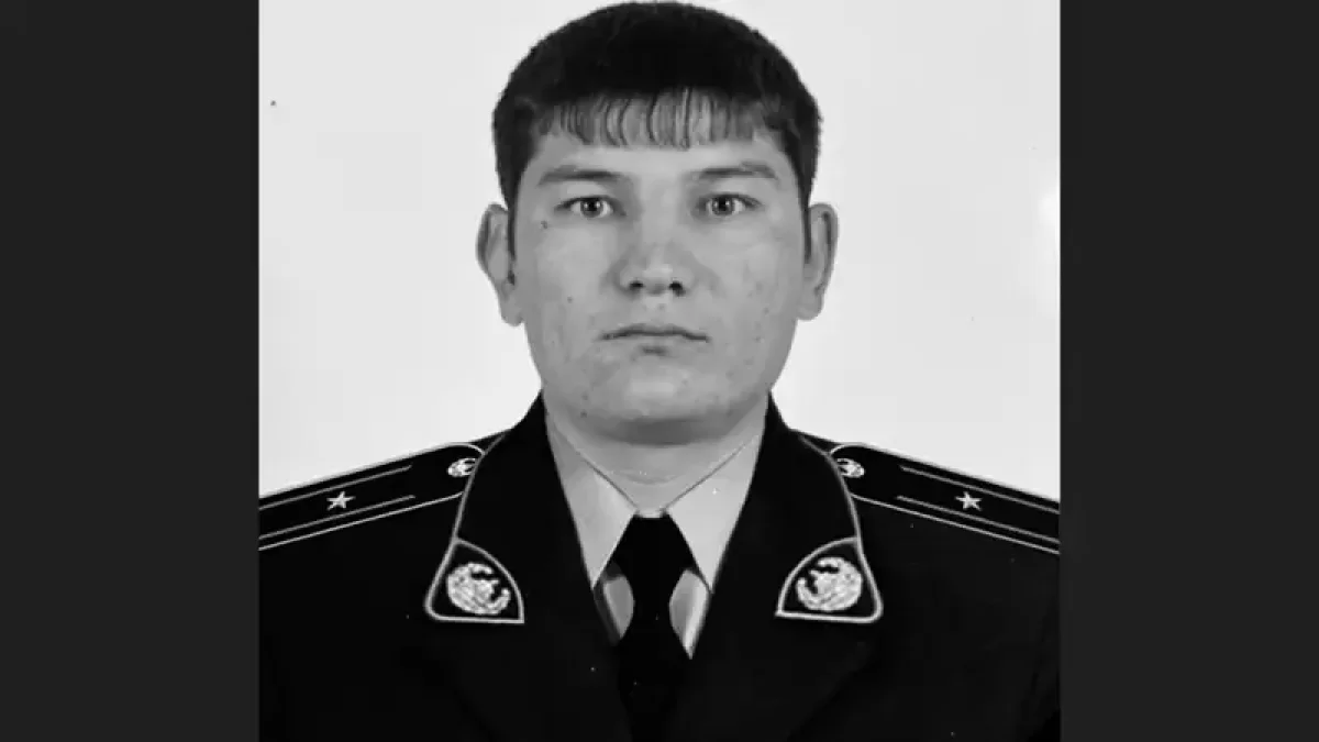 Полицейский и жена погибли в жутком ДТП в ЗКО: у них осталось пятеро детей