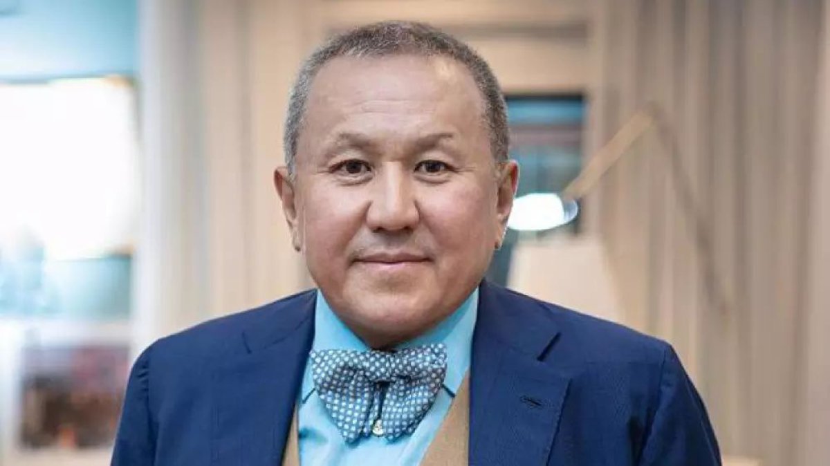 Олигарх Смагулов получил почетное звание от Досаева