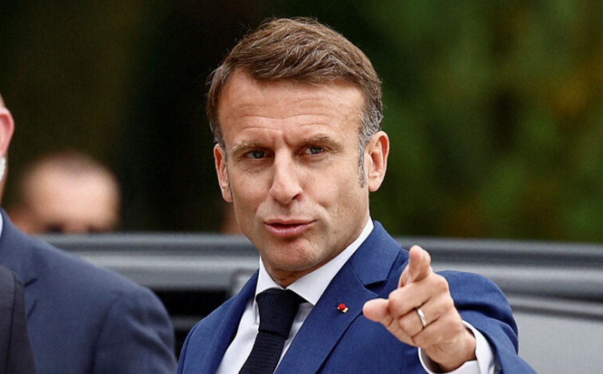 Макрон заверил Украину в поддержке на фоне «российской эскалации»