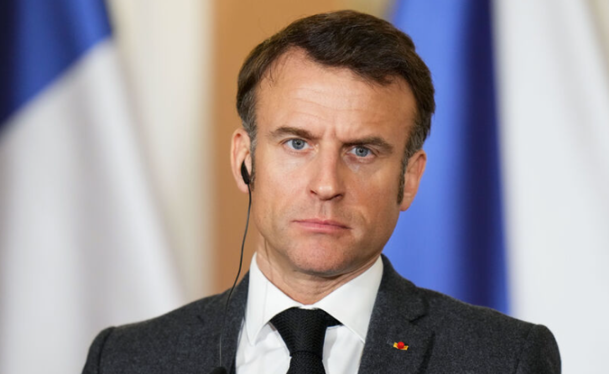 Макрон объявил о мобилизации