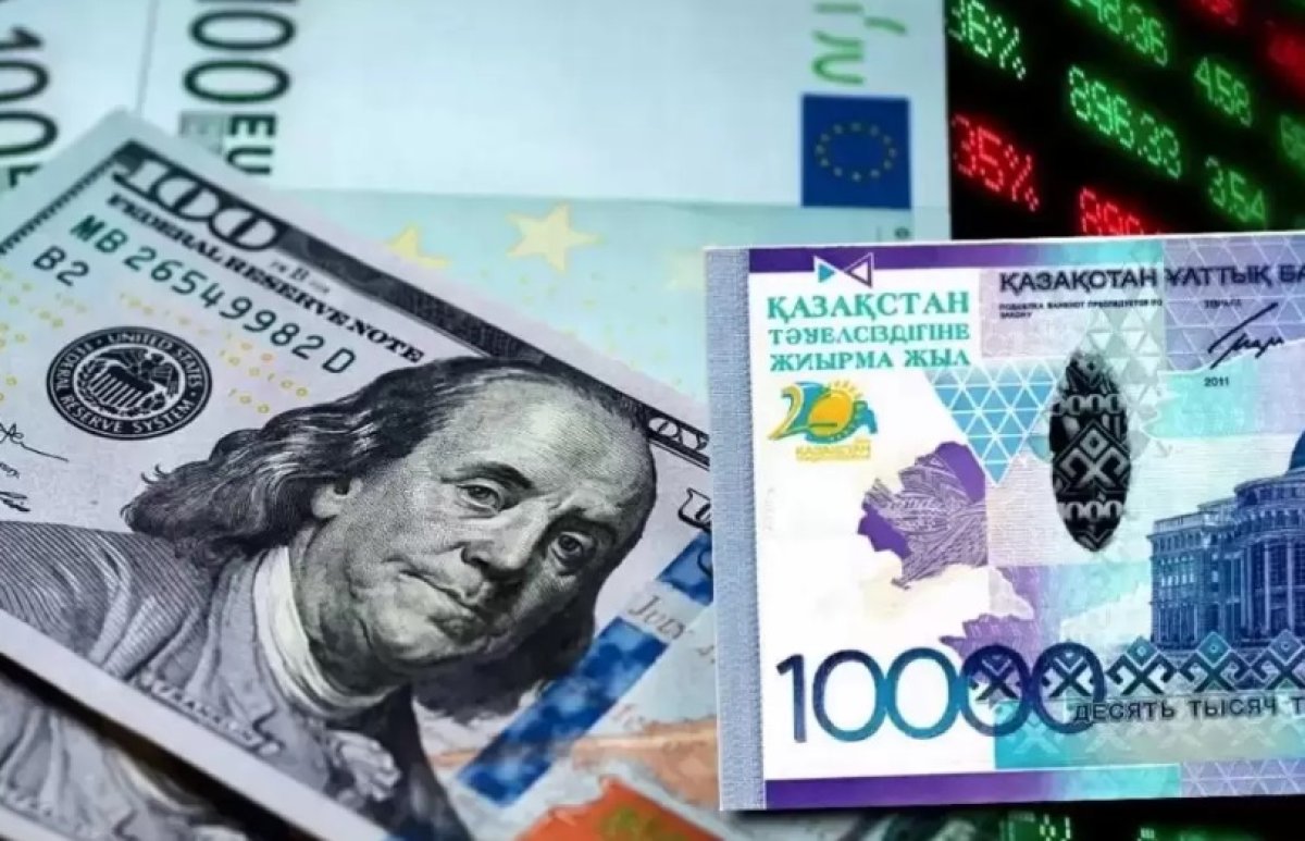 Казахстан вывез 48 млн долларов старого образца