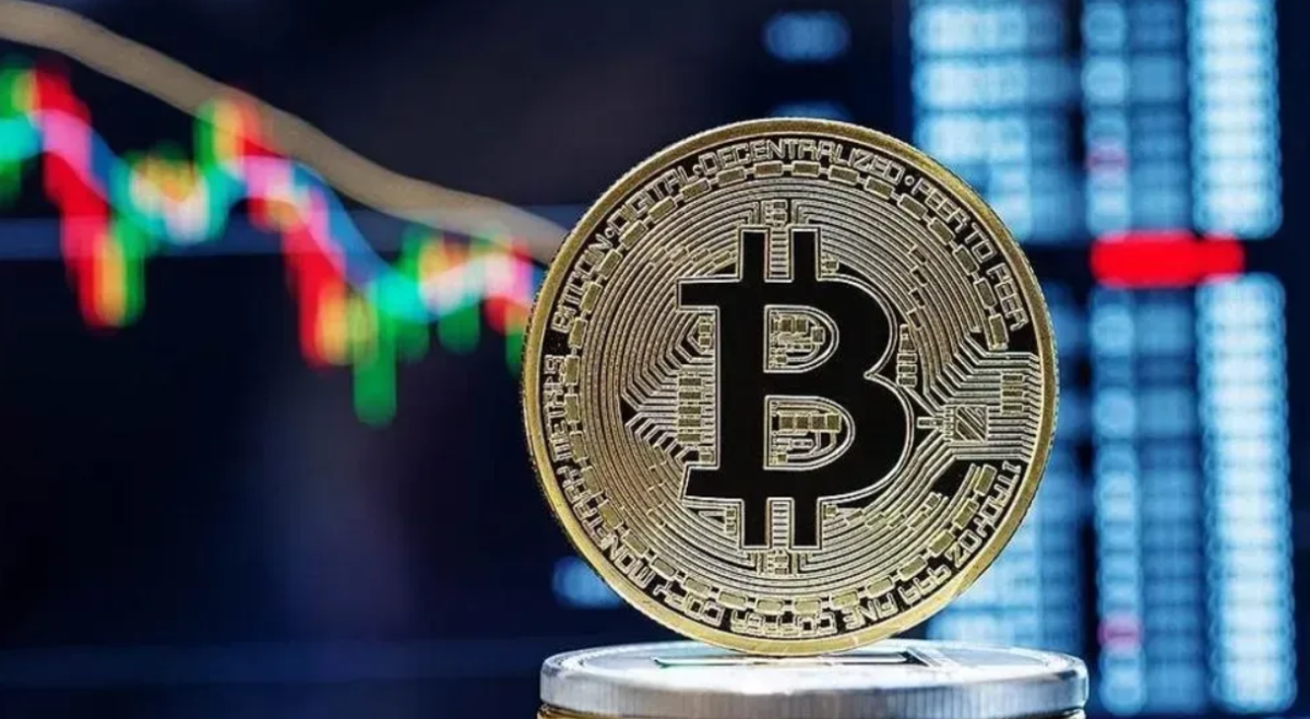 Биткойн резко вырос после заявления Трампа