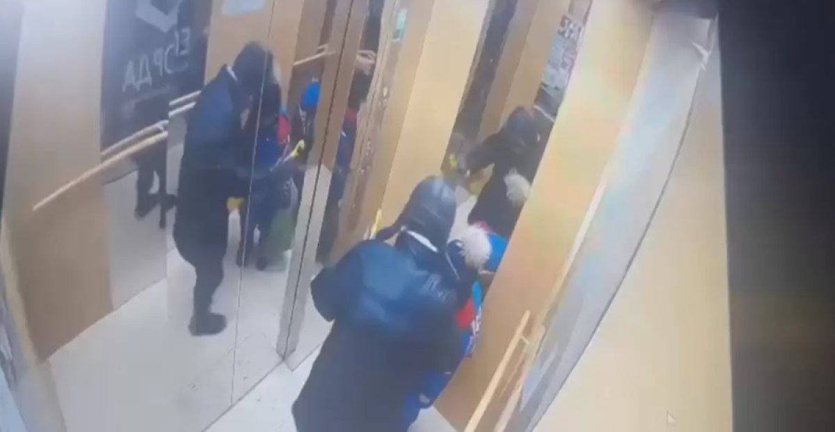 "Были перерывы в лечении": Альназарова о подростке, который напал на ребенка в лифте