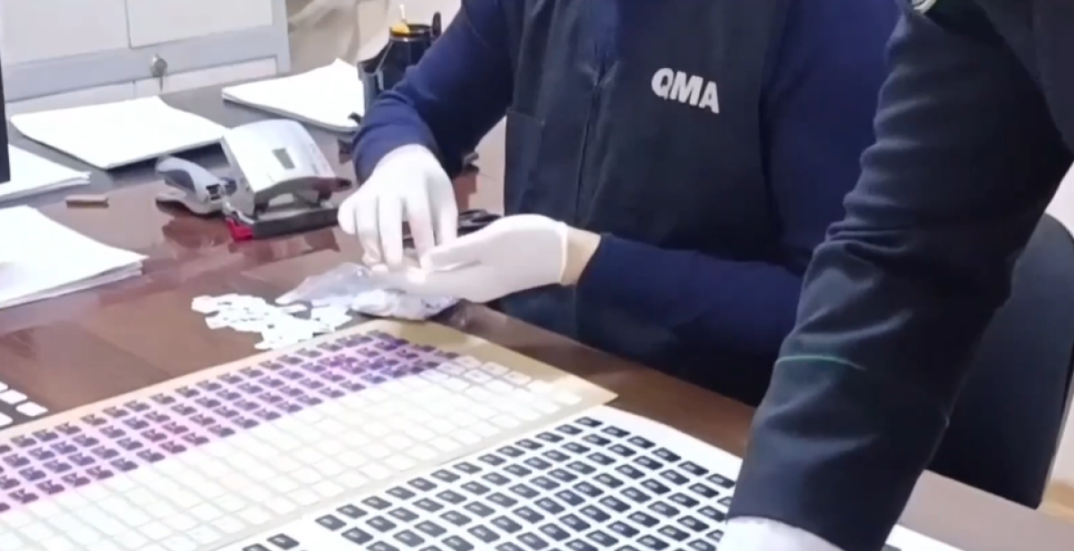 Иностранцы накупили 5 тысяч SIM-карт в Алматы: теперь им грозит срок