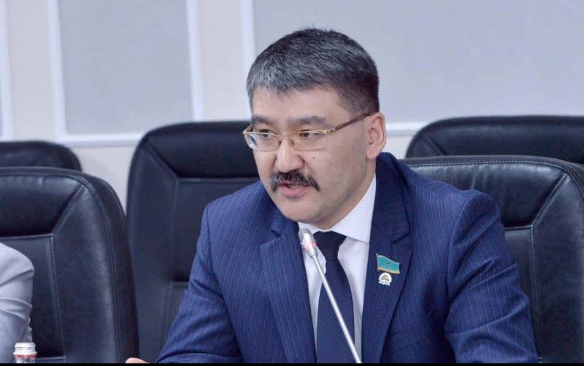 Телефон отключен: куда пропал глава Комитета по земельным ресурсам Казахстана