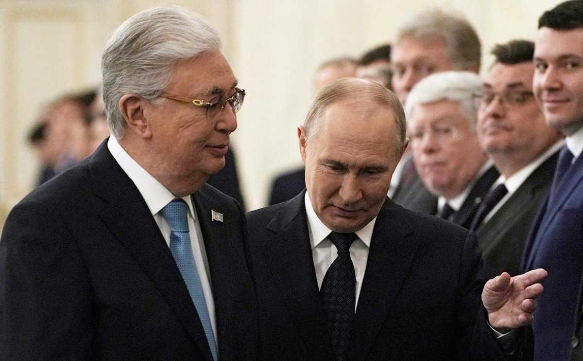 Министр энергетики РФ передал послание Путина Токаеву