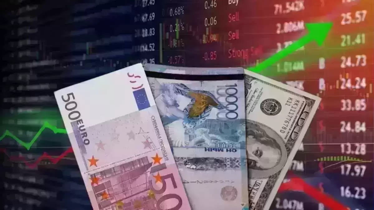 Евро за 605 тенге, следующий - доллар? Мнение экспертов