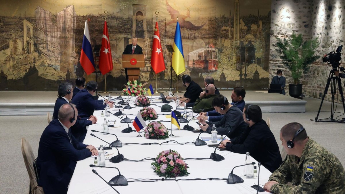 Турция готова принять переговоры Украины и России
